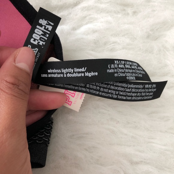 VS PINK cheetah print T-back sports bra - Picture 3 of 3